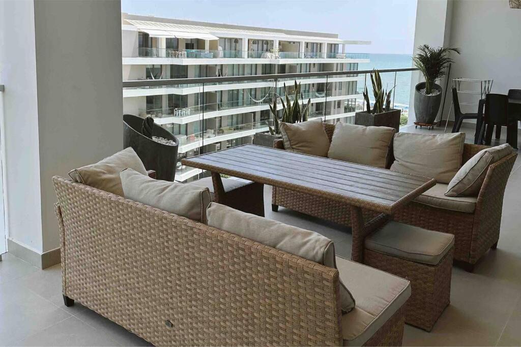 Lujoso Penthouse - Vista Al Mar - Playa Privada Apartment Cartagena Екстериор снимка